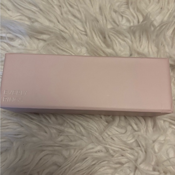 Everly Rings Milly Size 8 - Picture 6 of 6